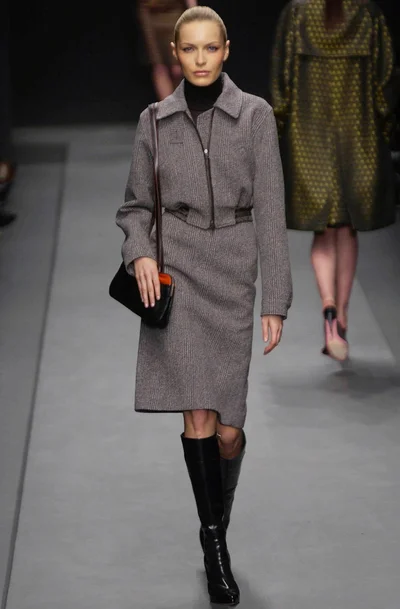 Look 13